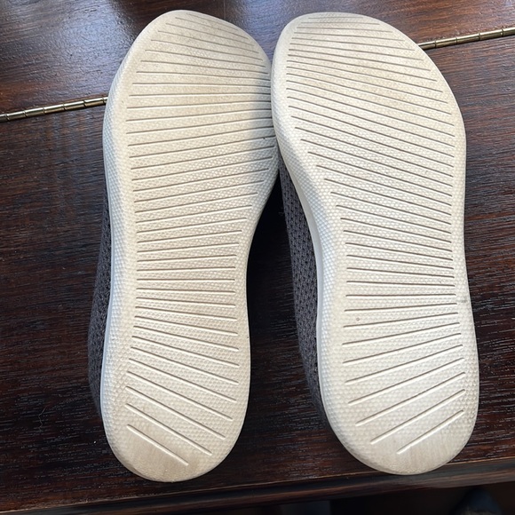 Allbirds- Tree Huggers - Picture 4 of 6